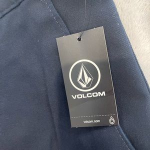 NWT volcom men's shorts. Navy blue